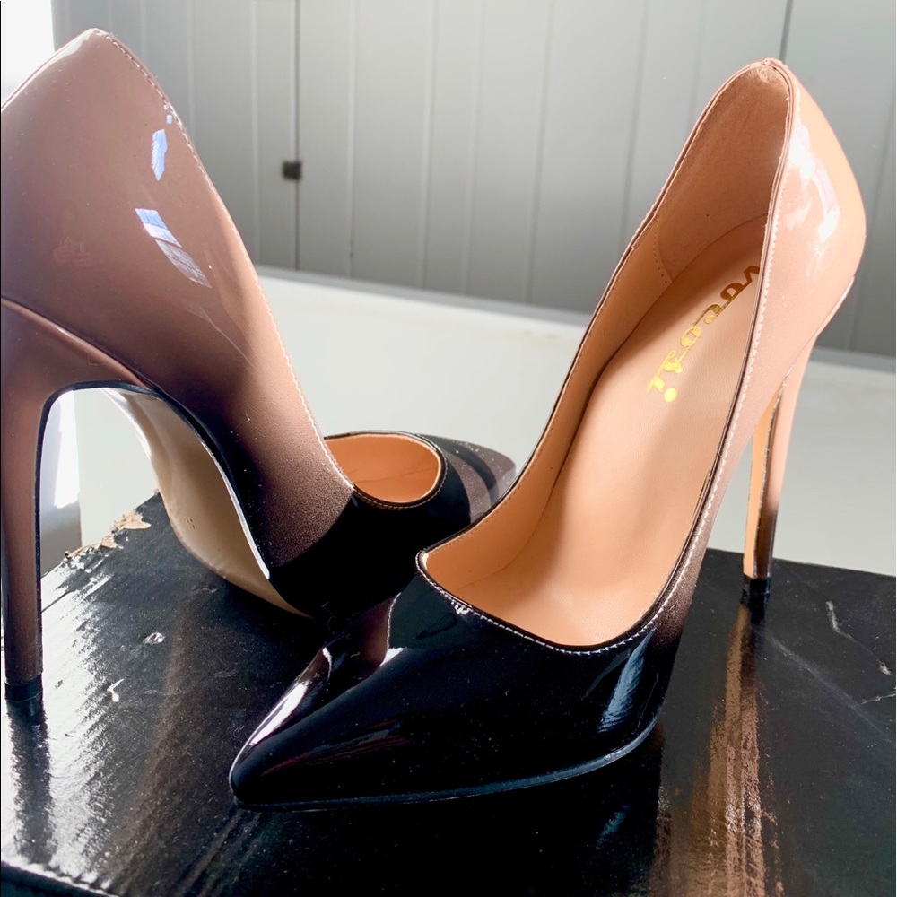 NWT black and cream heels